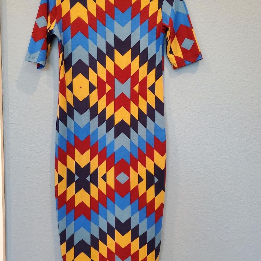 LULAROE XS JULIA